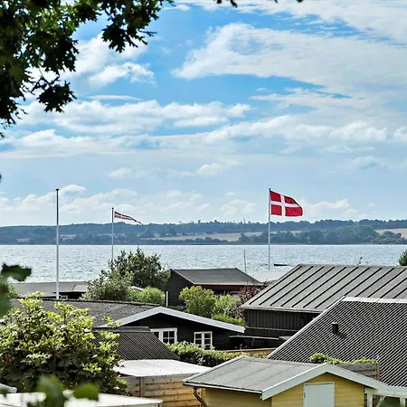Semesterbostad 40384-juelsminde-frede-juels-vej-274 *